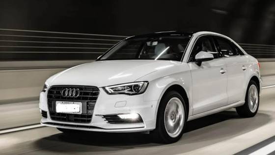 AUDI A3 1.8 TFSI SEDAN AMBITION 16V 180CV GASOLINA 4P AUTOMÁTICO